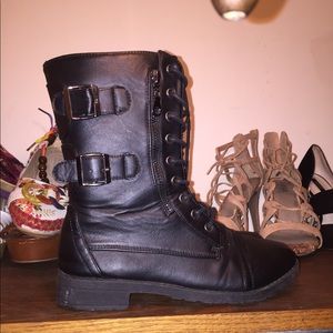 Etc 7/8 M black combat boots